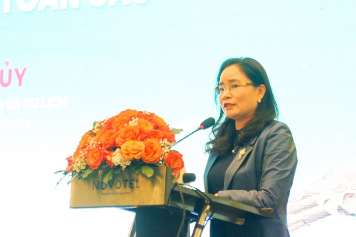 Thứ trưởng Bộ VHTTDL Trịnh Thị Thủy phát biểu tại Hội thảo
